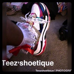 Multi colored sequins sneakers